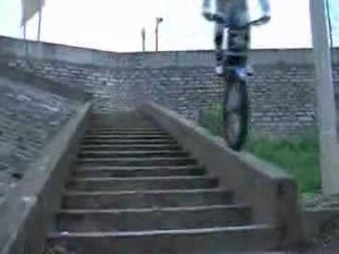 Freestyle motorcycle trial