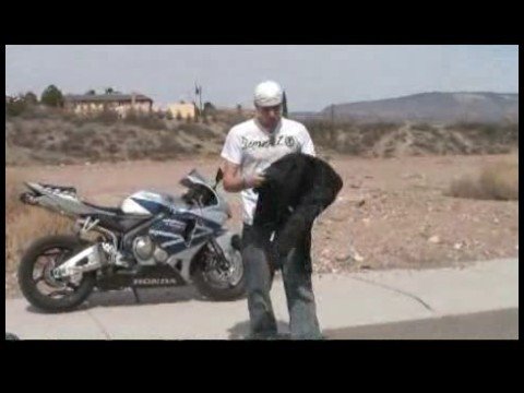 Motorcycle Riding Basics : Motorcycle Safety Gear
